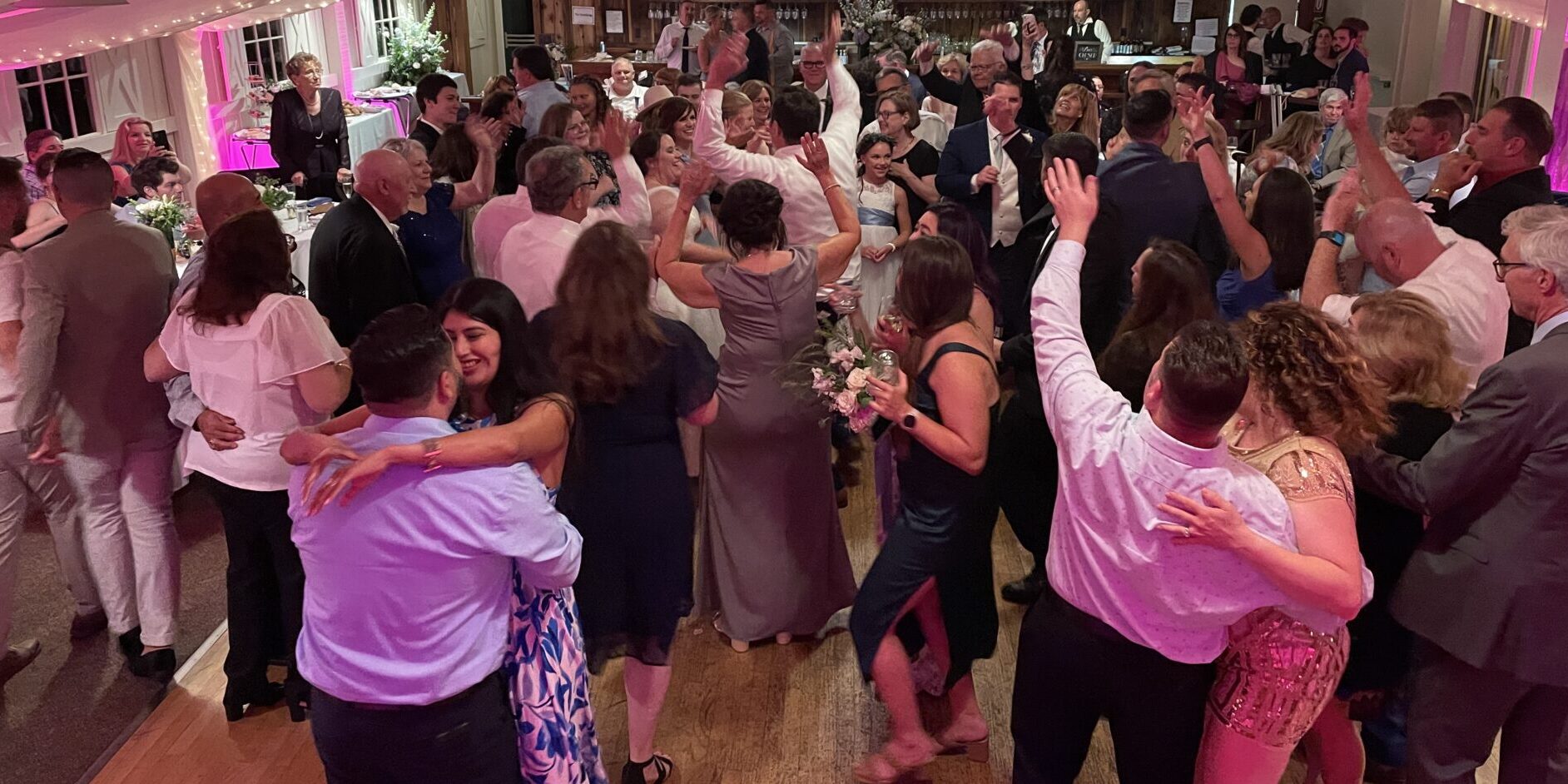 Avoiding wedding music mistakes | Wedding DJs in Hollister, Ca | Party DJs in Hollister, California